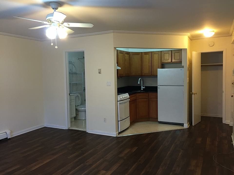 2nd image of 4341 162nd St APT 1A