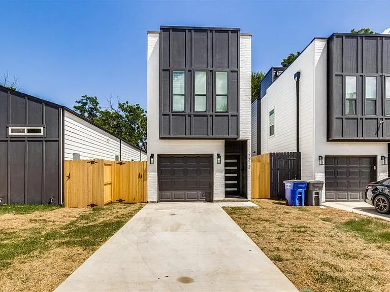 2214 Dyson St — Photo 1