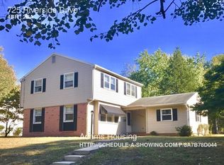 725 Riverside Dr, Salisbury, MD 21801