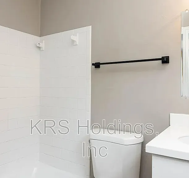 9635 Salem St — Photo 2
