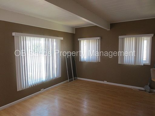 4th image of 5038 Saratoga Ave