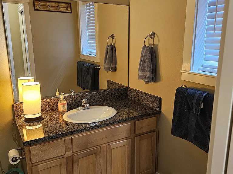 1015 Railroad Ave #219 — Photo 32