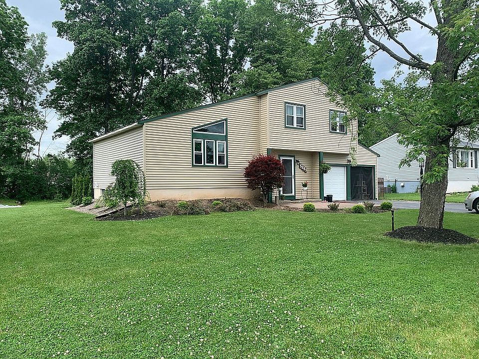 2nd image of 5843 Rita Ln