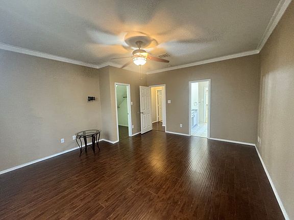 5th image of 1705 River Oaks Dr
