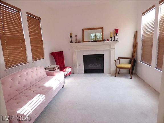 2nd image of 329 Hedgehope Dr