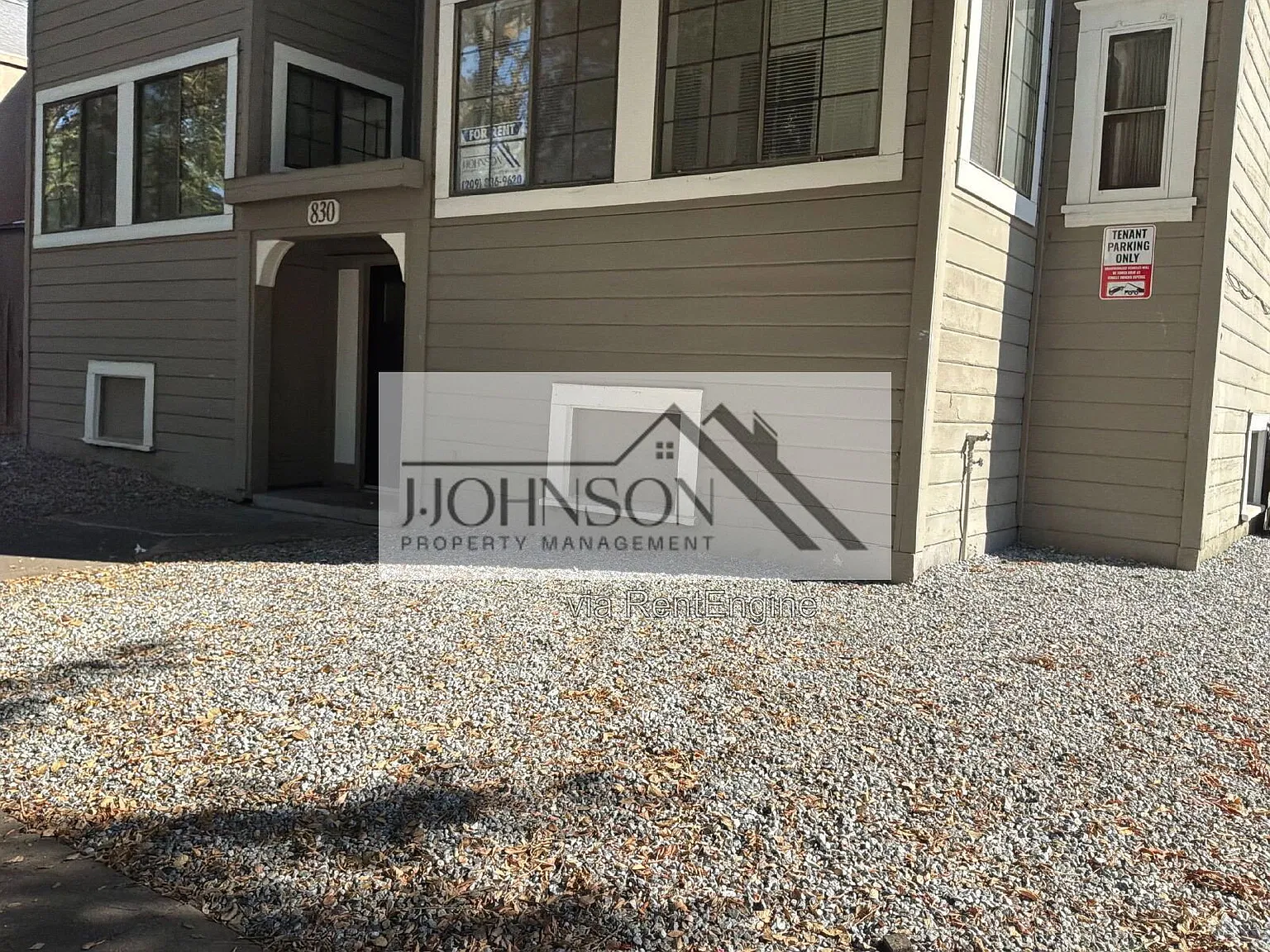 830 N Van Buren St — Photo 2