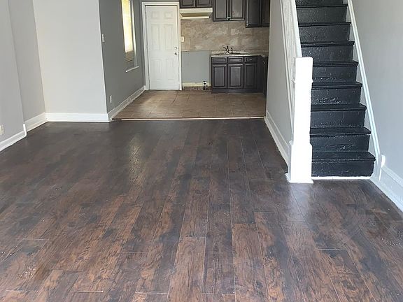 2nd image of 2514 W York St #2516