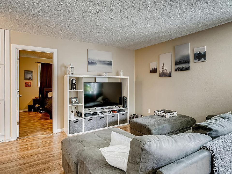 1st image of 1703 Murton Ave