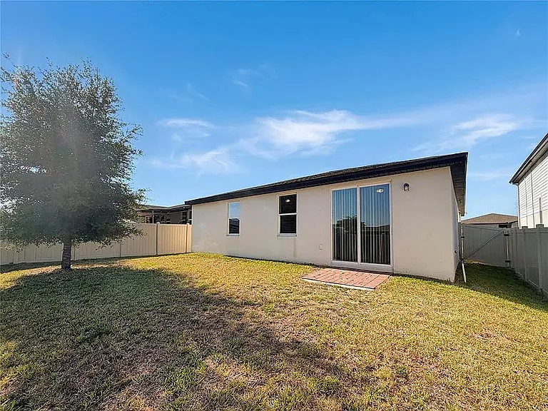 864 Teton St — Photo 10