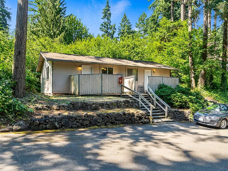 1830 Carpenter Rd SE — Photo 7