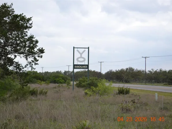 211 Ringtail Rd, Junction, TX 76849