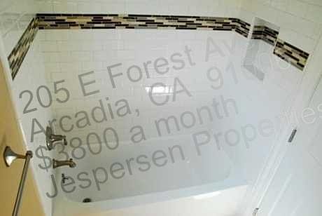 1st image of 205 E Forest Ave