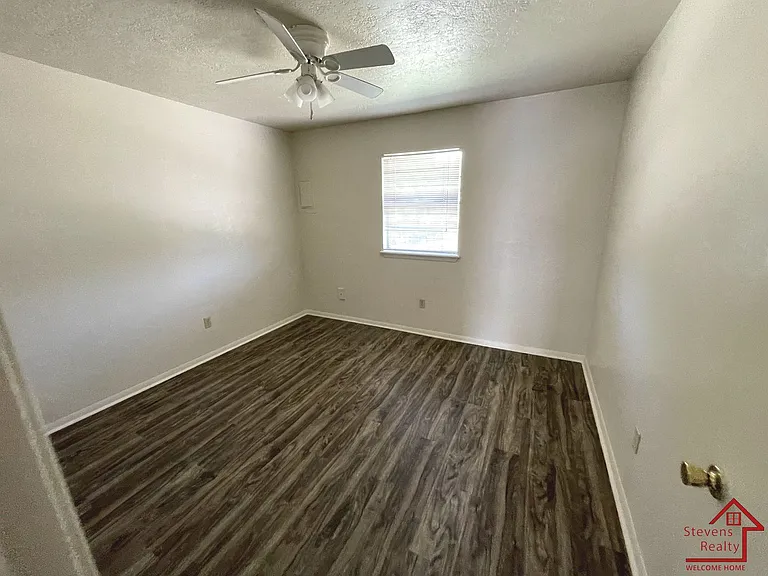 Amber Apartments — Photo 56