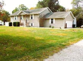 658 Deerfield Rd, Walnut Hill, IL 62893