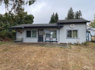 661 E Treasure Island Dr, Allyn, WA 98524
