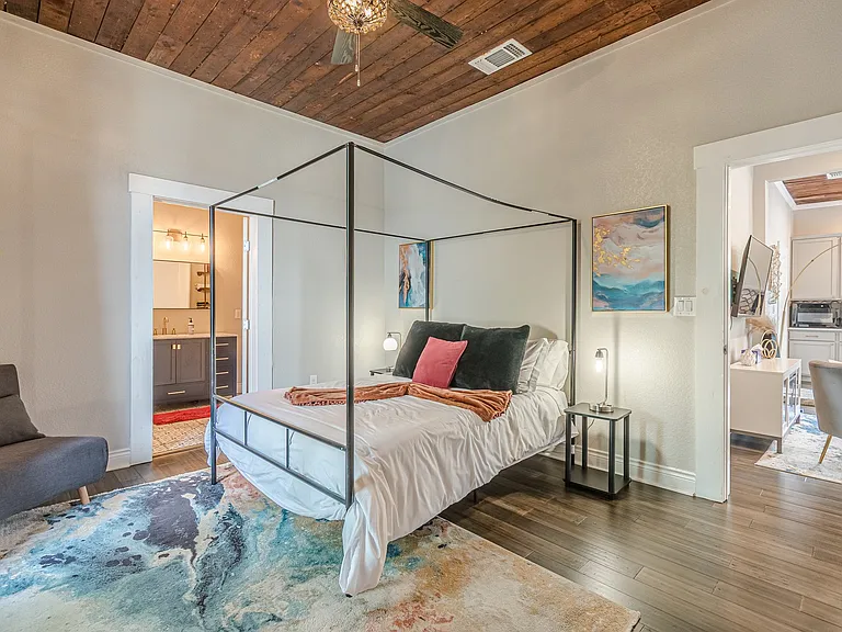 1022 Nolan St — Photo 15