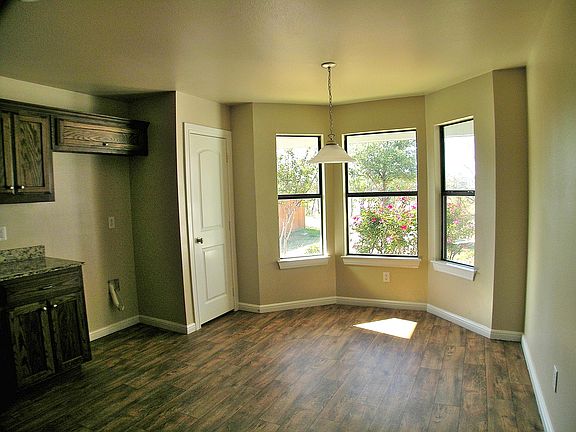 4th image of 114 Stockard Ave