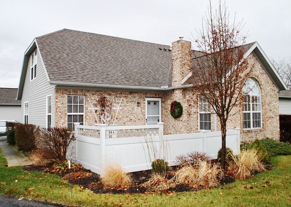 1st image of 92 Stonegate Cir