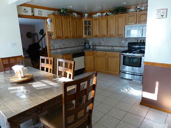 4th image of 41 Homestead Ln
