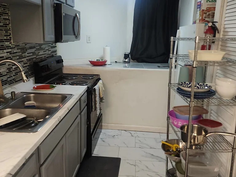 836 Atwells Ave #BASEMENT — Photo 2