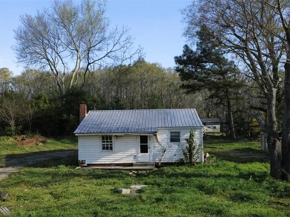 1305 E Park Dr, Anderson, SC 29621