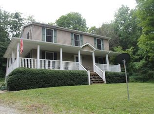 88 Buckingham Rd, Scenery Hill, PA 15360