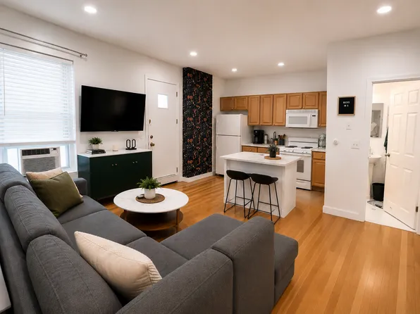 160 Salem St, Boston, MA 02113