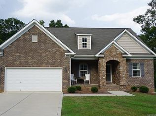 4216 Hay Meadow Dr, Mint Hill, NC 28227