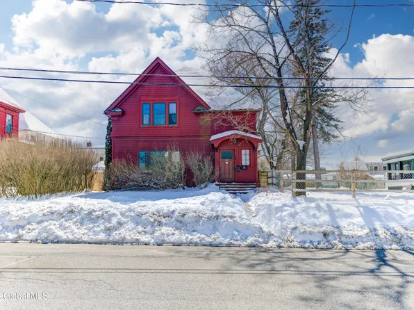 206 W Clinton Street, Johnstown, NY 12095