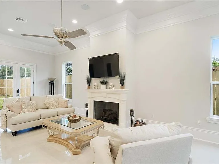841 Aurora Ave — Photo 29