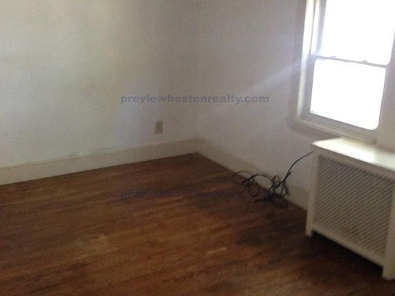 2nd image of 29 Dighton St #Sj4