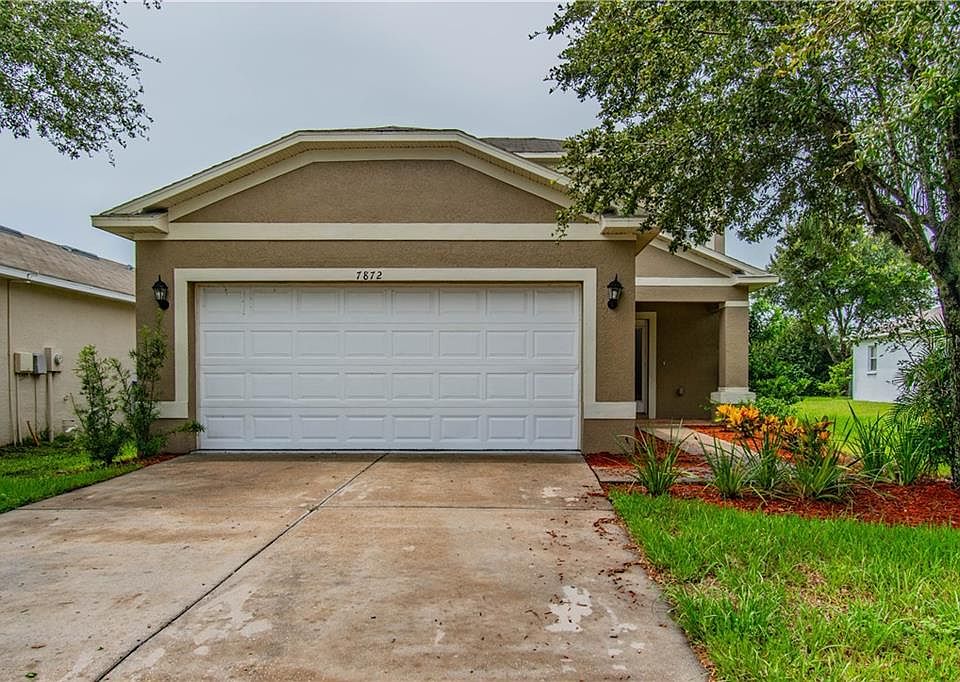 1st image of 7872 Carriage Pointe Dr