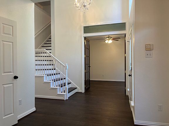 The entrance from the front door