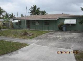 744 Cypress Dr, Lake Park, FL 33403