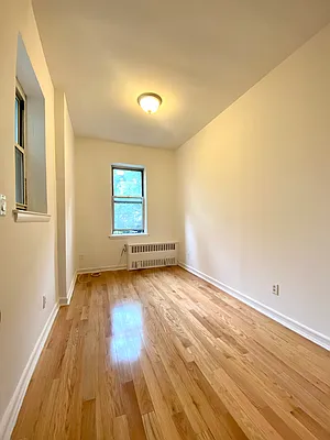 Rented by Avenues Real Estate | media 7