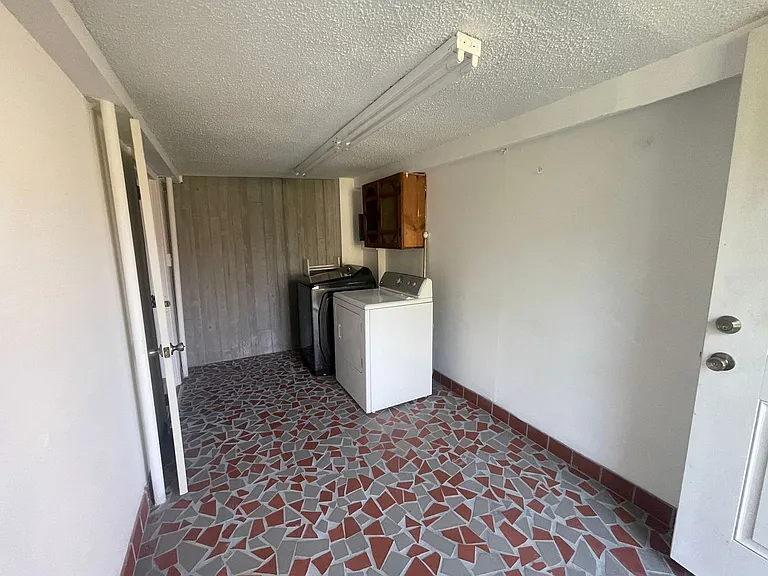 1008A E Denim Dr — Photo 15