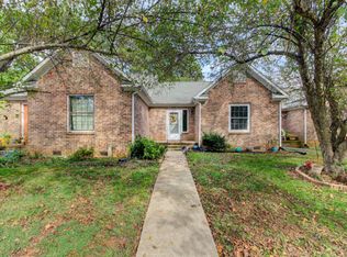 612 Idlewood Ln APT A, Knoxville, TN 37923