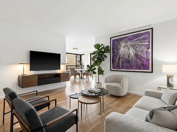 190 E 72nd St APT 19B, New York, NY 10021