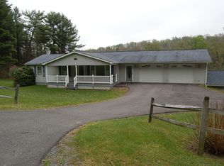 1190 Red Barn Rd, Reynoldsville, PA 15851