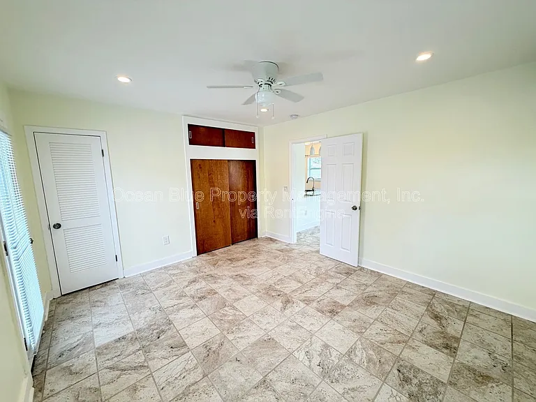 206 Bates Ave #E — Photo 9