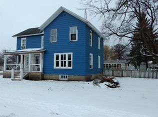 107 E Comanche Ave, Shabbona, IL 60550