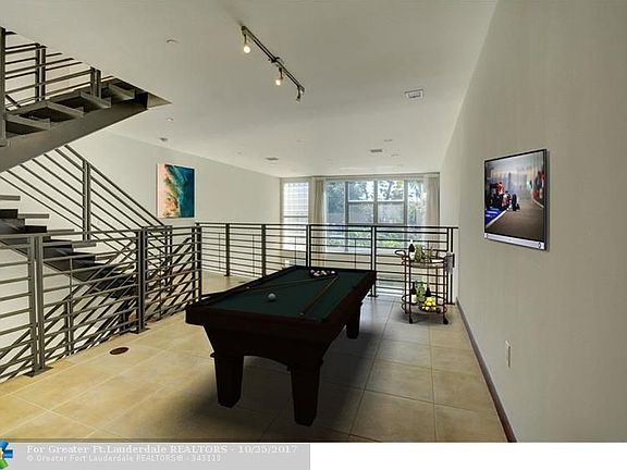 4th image of 1709 NE 5th Ct #1709