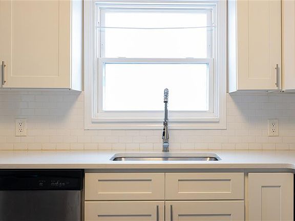 3rd image of 13467 Merl Ave Unit 2