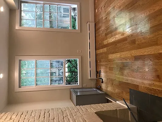 Rented by Downtown Realty Group LTD | media 34