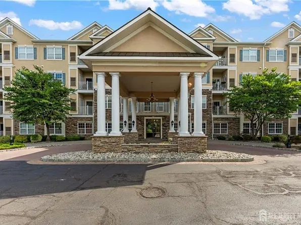540 Cranbury Rd APT 344, East Brunswick, NJ 08816