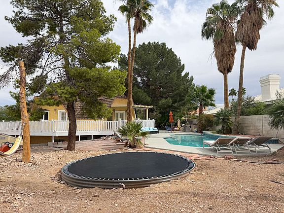 5th image of 5505 El Camino Rd