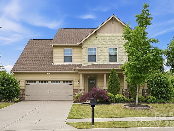 2nd image of 17504 Austins Creek Dr