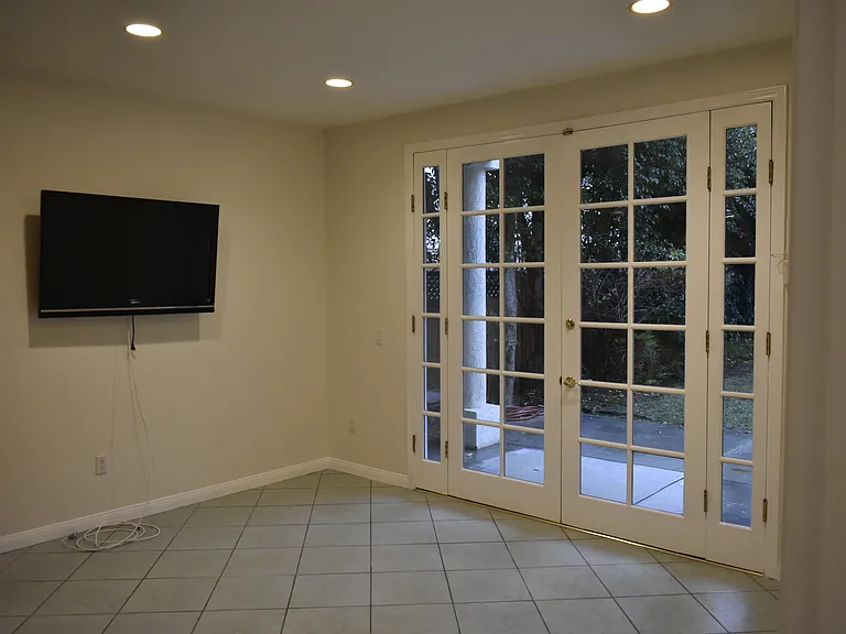 4751 Haskell Ave — Photo 20