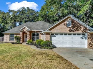 1209 Timber Creek Dr, Weatherford, TX 76086