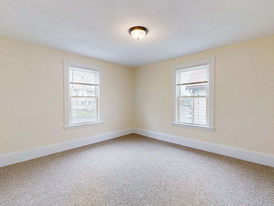 1st image of 545 Mount Auburn St #2